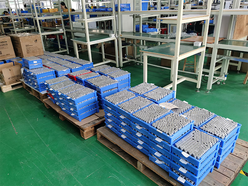 Cylindrical-battery.6